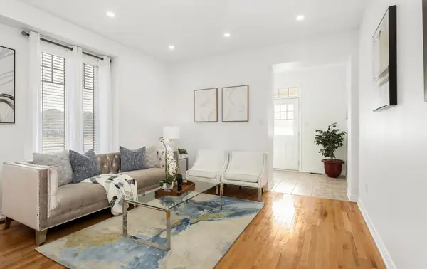 2 Archville ST, Brampton, ON L6Y 5Y5