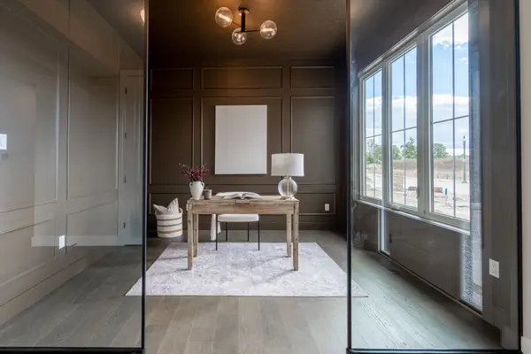 158 Harvest LN, Thames Centre, ON N0L 1G2