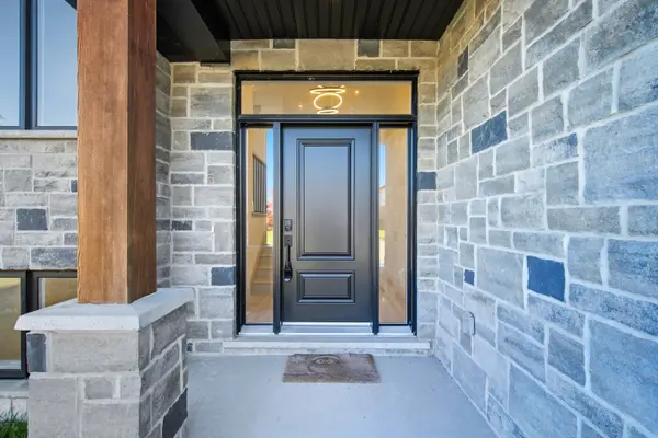 174 Pike Creek DR, Haldimand, ON N0A 1E0