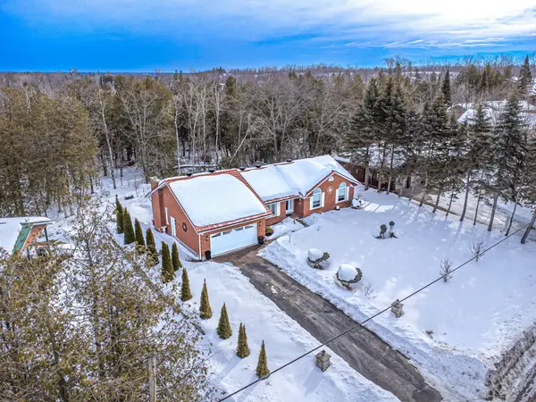 49 Goodman RD, Kawartha Lakes, ON K0M 1N0