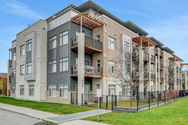 2785 Baseline RD #201, Parkway Park - Queensway Terrace S And Area, ON K2H 0B7