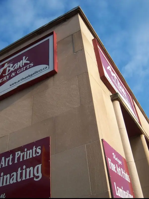 766 Adelaide ST N, London East, ON N5Y 2L6