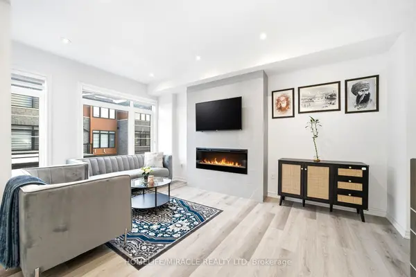 461 Blackburn DR #95, Brantford, ON N3T 0W9