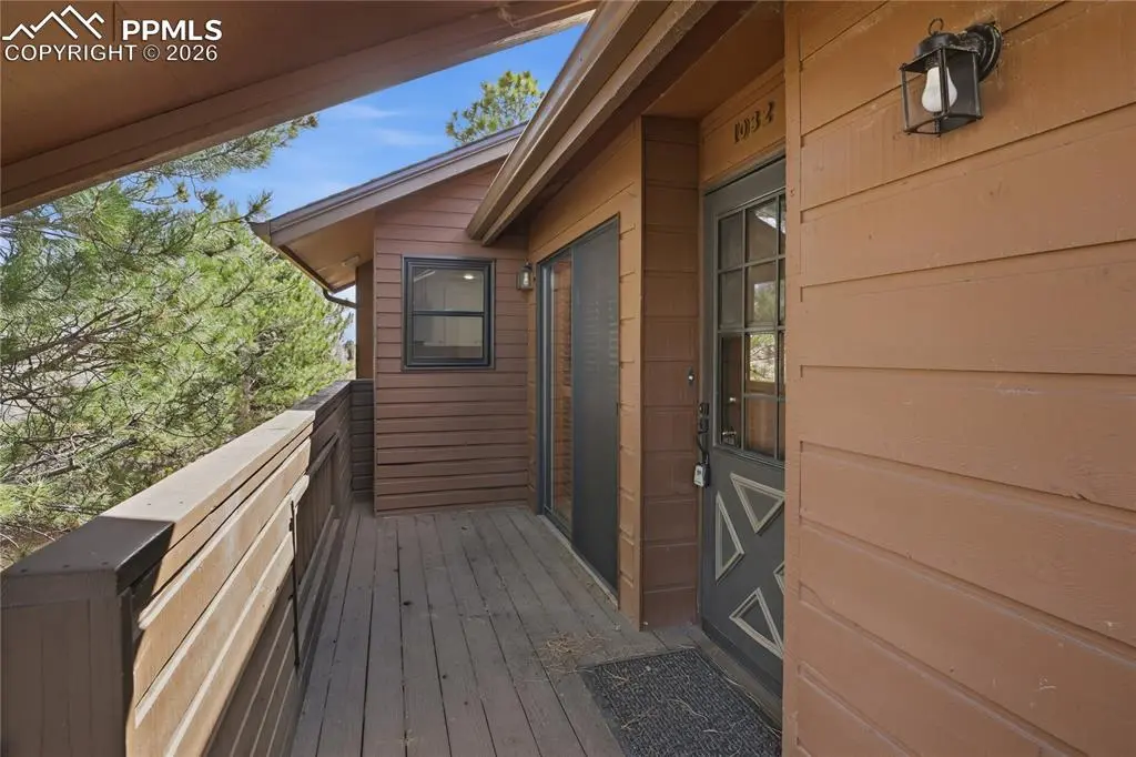 1032 Moorings DR, Colorado Springs, CO 80906