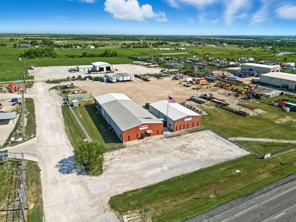 16410 US Highway 380 W, Krum, TX 76249