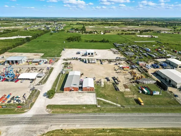 16410 US Highway 380 W, Krum, TX 76249