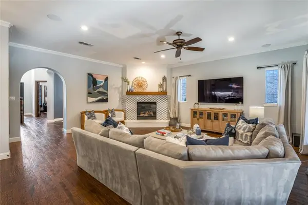 1212 Lambeth Lane, Lewisville, TX 75056