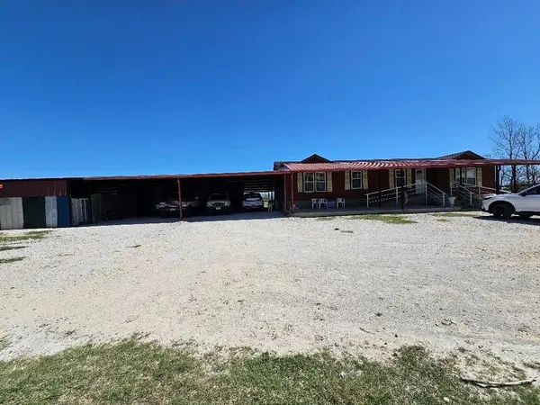 4109 Bramblett Road, Cleburne, TX 76031