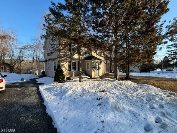 86 Ringwood Ave, Ringwood Boro, NJ 07456