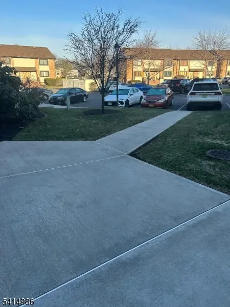 606 Robin Rd, Hillsborough Twp., NJ 08844