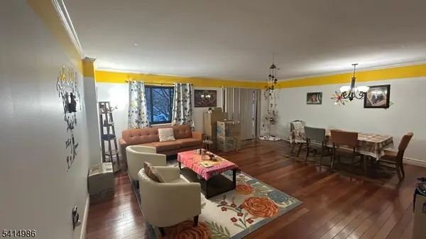 606 Robin Rd, Hillsborough Twp., NJ 08844