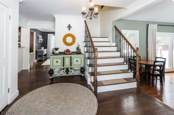 5 Parkwood Rd, Roxbury Twp., NJ 07876