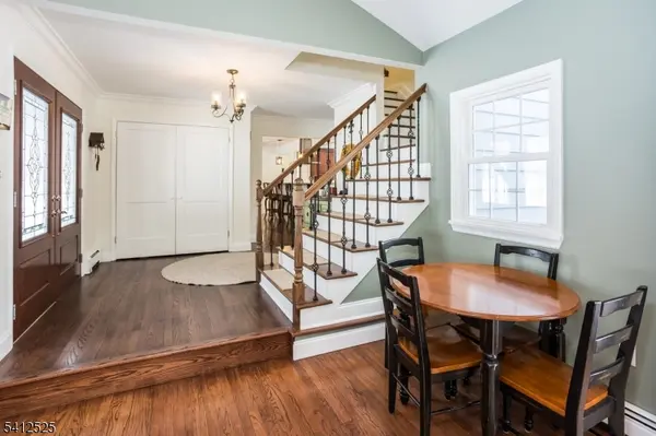 5 Parkwood Rd, Roxbury Twp., NJ 07876