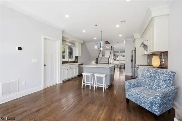 19A Ocean St #A, Millburn Twp., NJ 07041