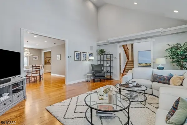 30 High Point Dr, Springfield Twp., NJ 07081