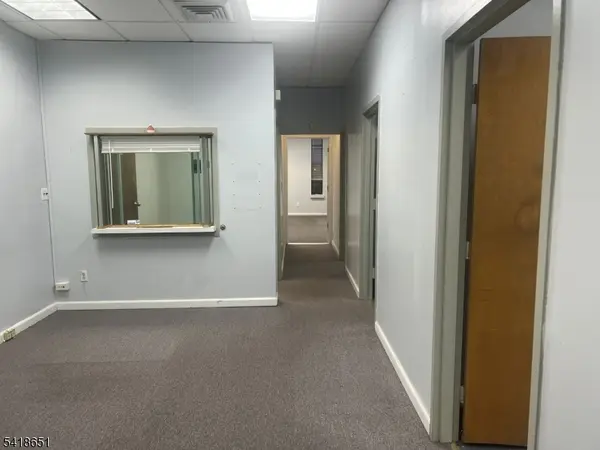 15 5Th St, Saddle Brook Twp., NJ 07663