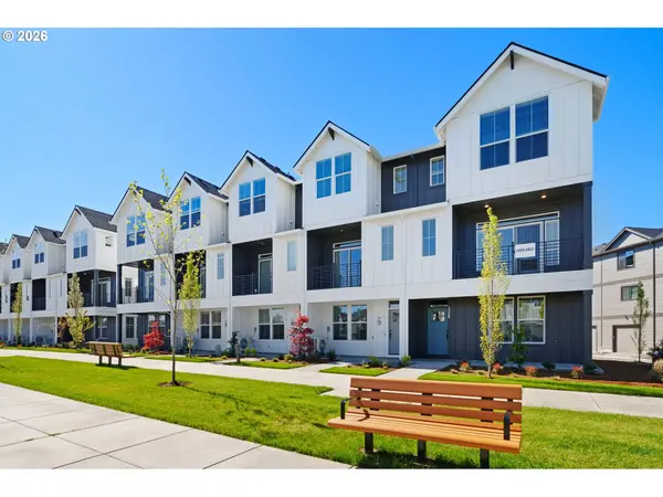 3389 SE EVERWOOD LN, Hillsboro, OR 97123