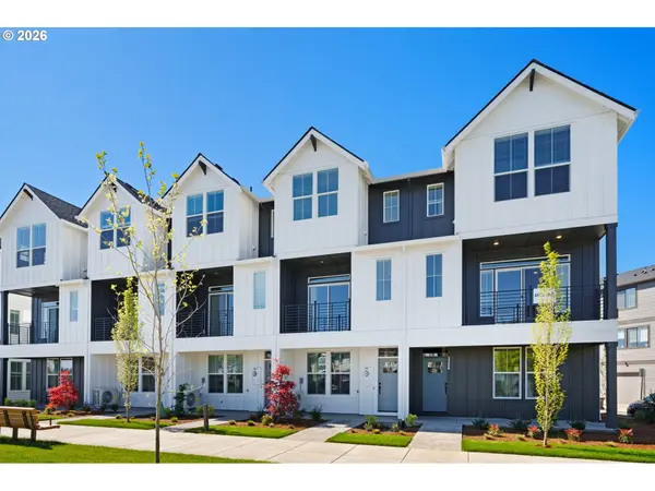 3389 SE EVERWOOD LN, Hillsboro, OR 97123