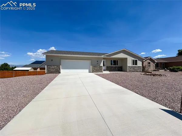 136 High Meadows DR, Florence, CO 81226