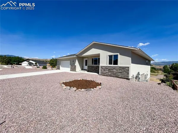136 High Meadows DR, Florence, CO 81226