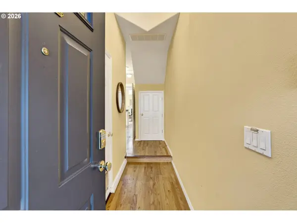 4714 SW 2ND CT, Portland, OR 97239