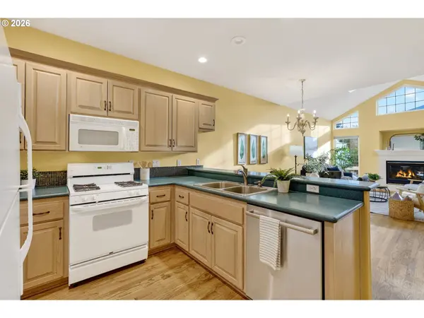 4714 SW 2ND CT, Portland, OR 97239