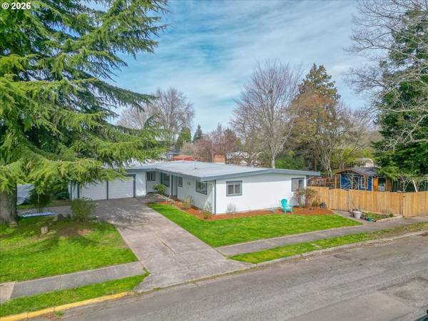 1775 PARK DR, Lebanon, OR 97355