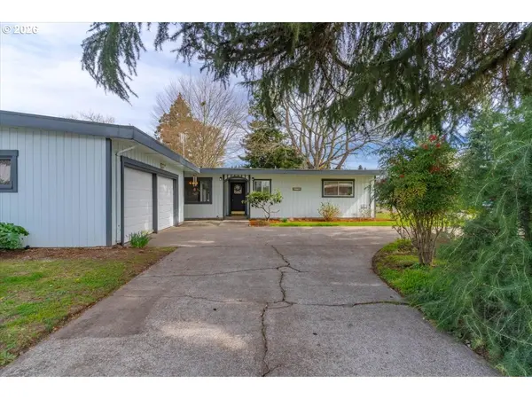 1775 PARK DR, Lebanon, OR 97355