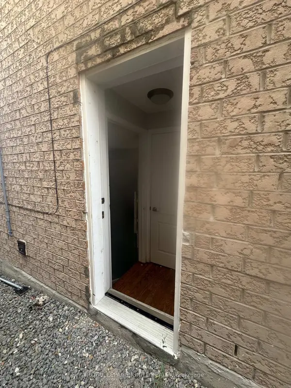 1181 Stire ST #Bsmt, Oshawa, ON L1K 0G6