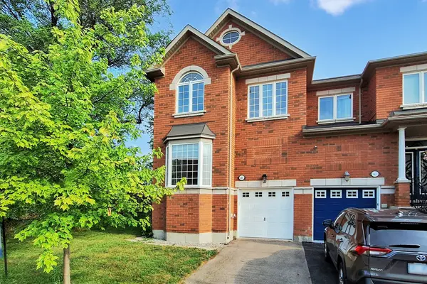 8 Townwood DR #86, Richmond Hill, ON L4E 4Y3