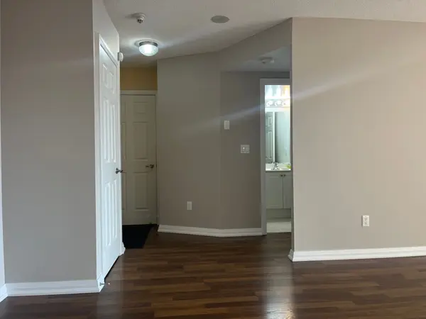 220 Forum DR #707, Mississauga, ON L4Z 4K1