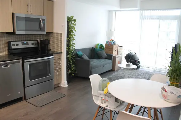 55 Speers RD #1513, Oakville, ON L6K 3R6