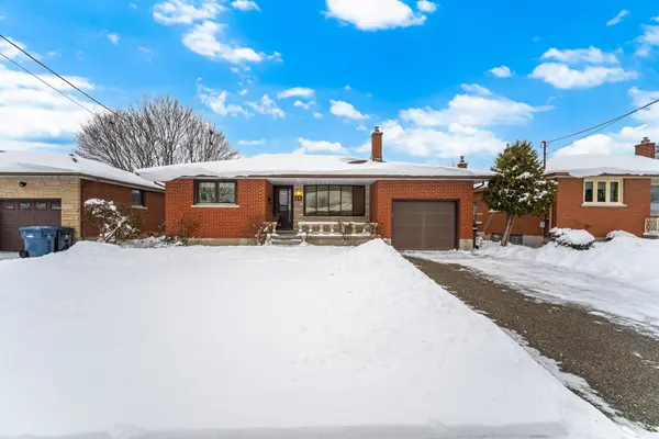 27 Palermo CRES W, Guelph, ON N1E 2J8