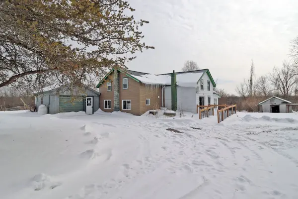 1574A Moira RD, Centre Hastings, ON K0K 2Y0