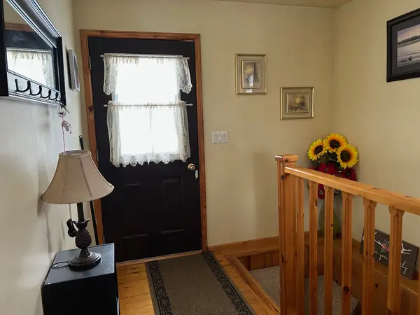 475 Chapman DR E, Magnetawan, ON P0A 1C0