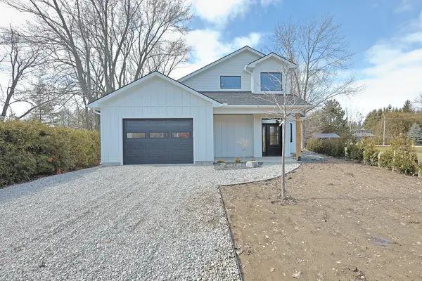 72623 Stanley ST, Bluewater, ON N0M 2T0