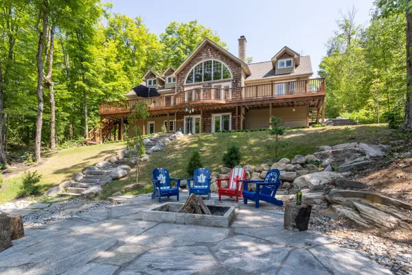 37-1235 Shea RD, Muskoka Lakes, ON P0B 1M0