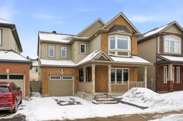 2206 Watercolours WAY, Barrhaven, ON K2J 5J8