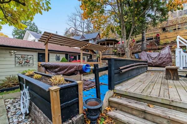 155 Harrison PL, Central Elgin, ON N5L 1A1