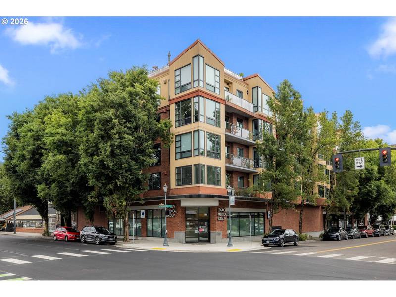 1620 NE BROADWAY ST #206, Portland, OR 97232