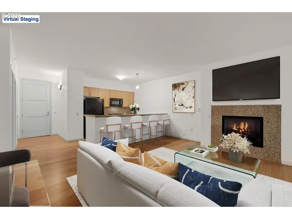 1620 NE BROADWAY ST #206, Portland, OR 97232