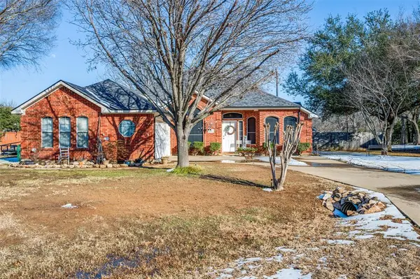 115 Dogwood Trail, Shady Shores, TX 76208