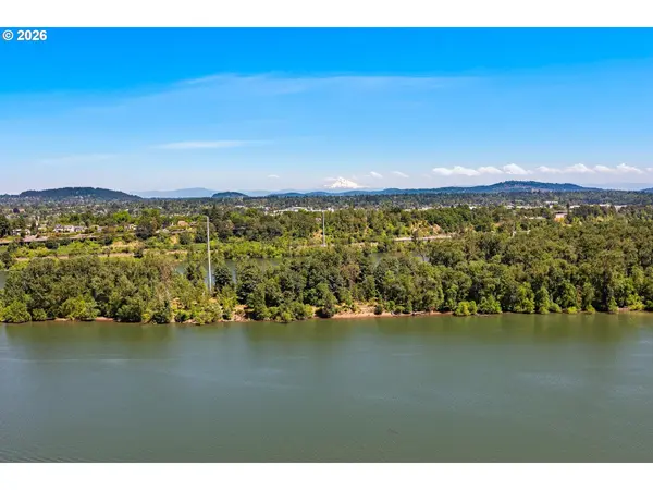 3570 S RIVER PKWY #1303, Portland, OR 97239