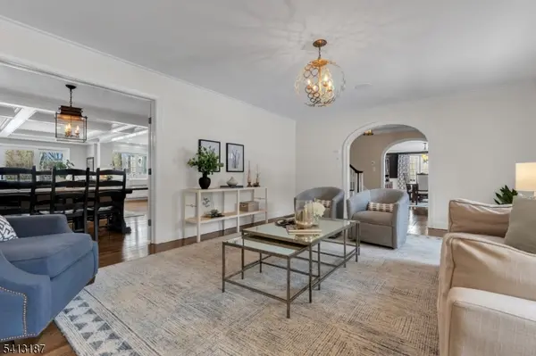 166 Washington Ave, Chatham Boro, NJ 07928