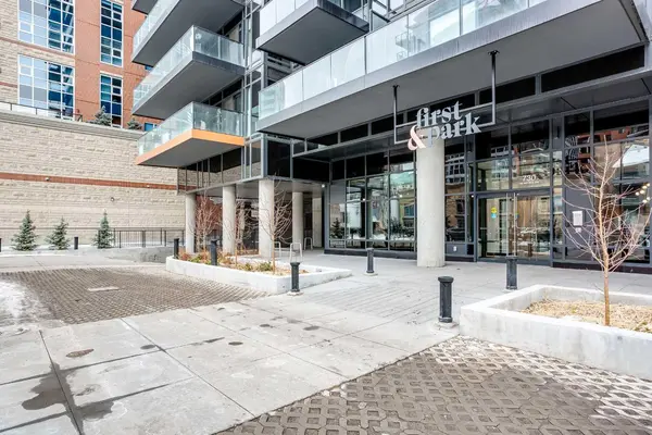 730 2nd AVE SW #214, Calgary, AB T2P1R8