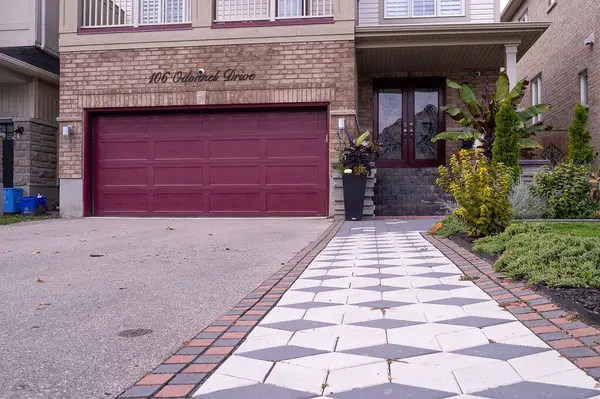 106 Odonnel DR, Hamilton, ON L0R 1C0