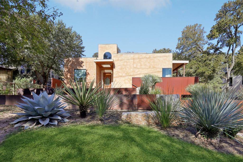 8635 San Leandro Drive, Dallas, TX 75218