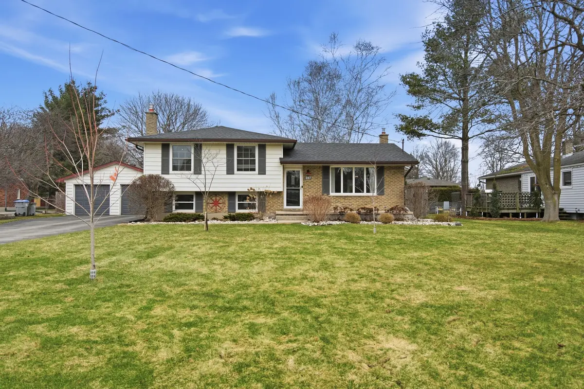 207 Simcoe CT, Middlesex Centre, ON N0L 1R0