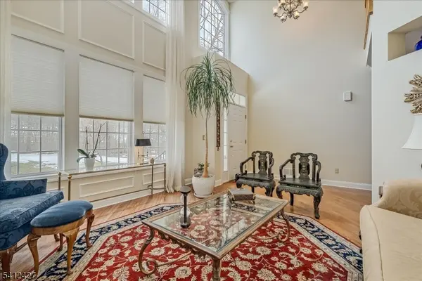 71 Schindler Way, Fairfield Twp., NJ 07004