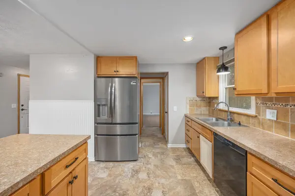 4665 Westshire DR NW, Alpine Twp, MI 49321